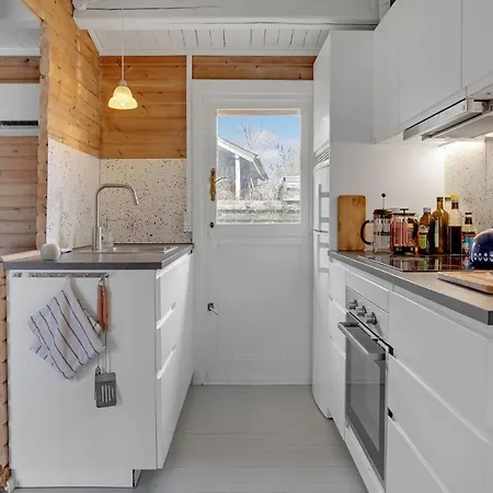 3 Bedroom Cozy In Casa de Férias *