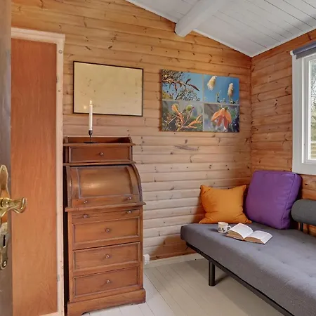 3 Bedroom Cozy In Casa de Férias *